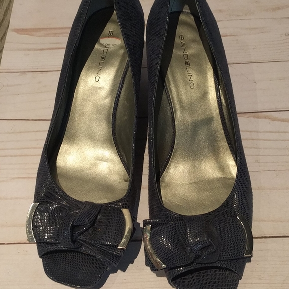 👠👠Open toe blue leather shoes by Bandolino - Picture 4 of 5